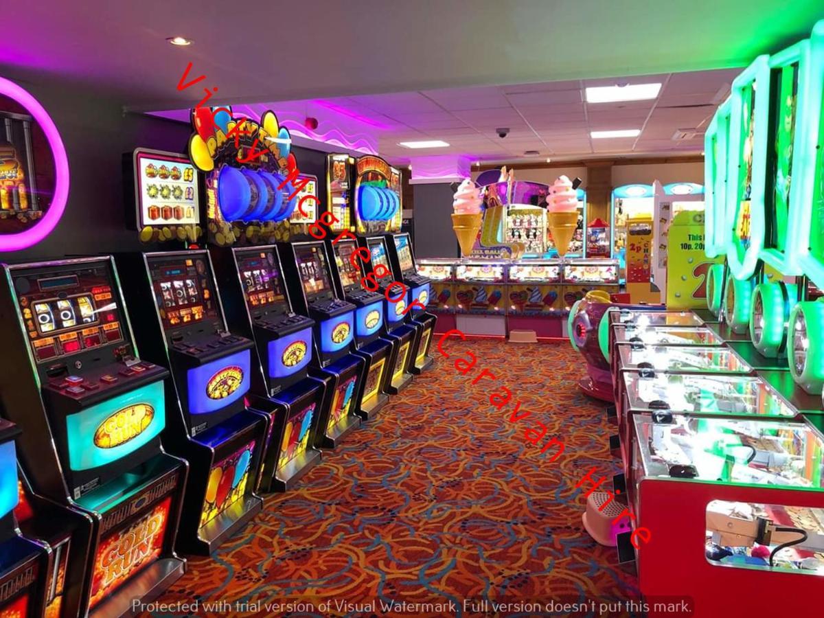 Hôtel Haggerston Castle Tower Lawn Hire à Berwick Upon Tweed Extérieur photo